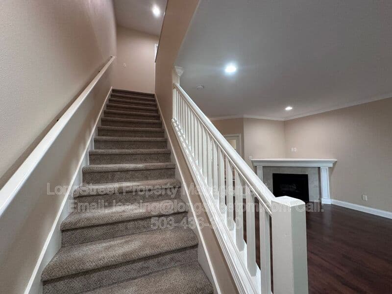 Tigard Townhome: 14795 SW Fern St