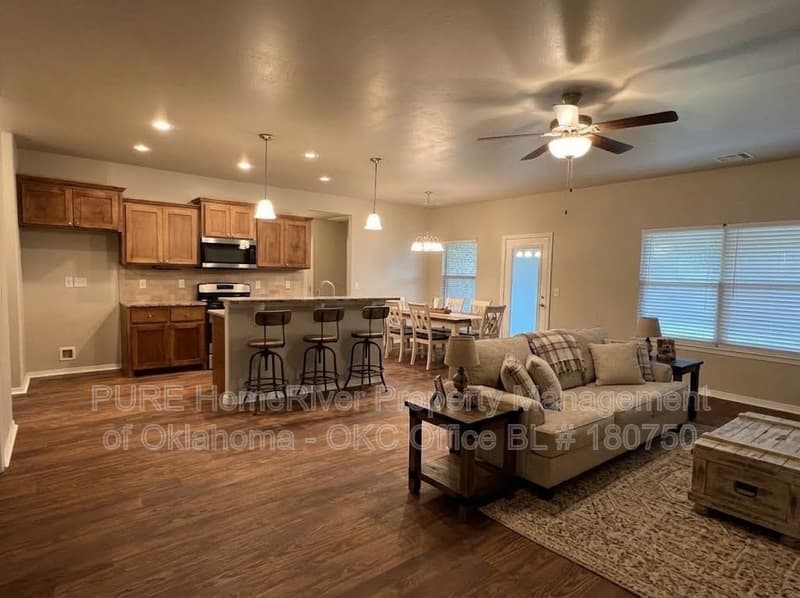 Yukon House: 4712 River Mesa Dr