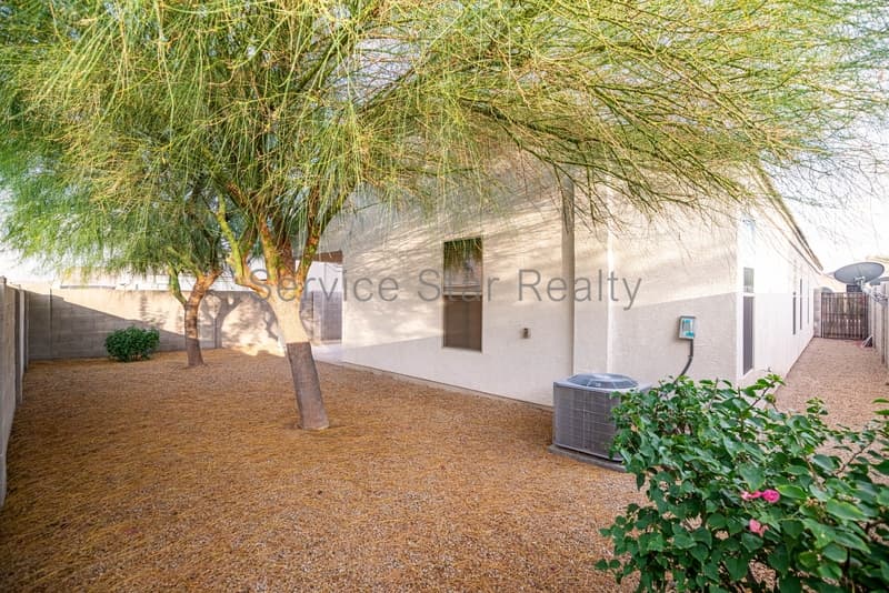 San Tan Valley House: 4086 W Maggie Dr