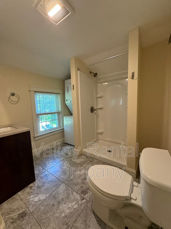 Hadley Condo: 37 Middle Street - 2