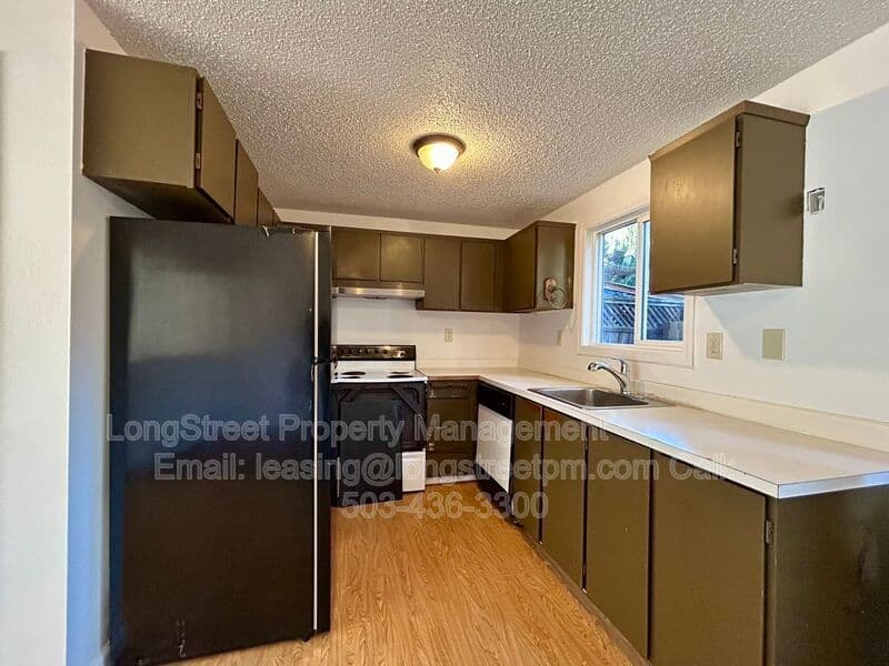 Beaverton Condo: 14173 SW Allen Blvd