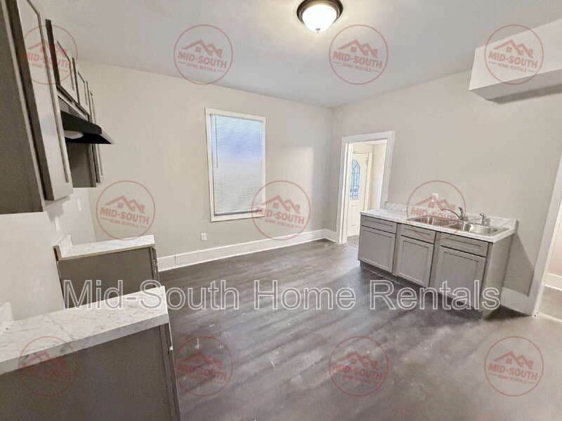 Memphis Townhome: 1584 Rayburn St