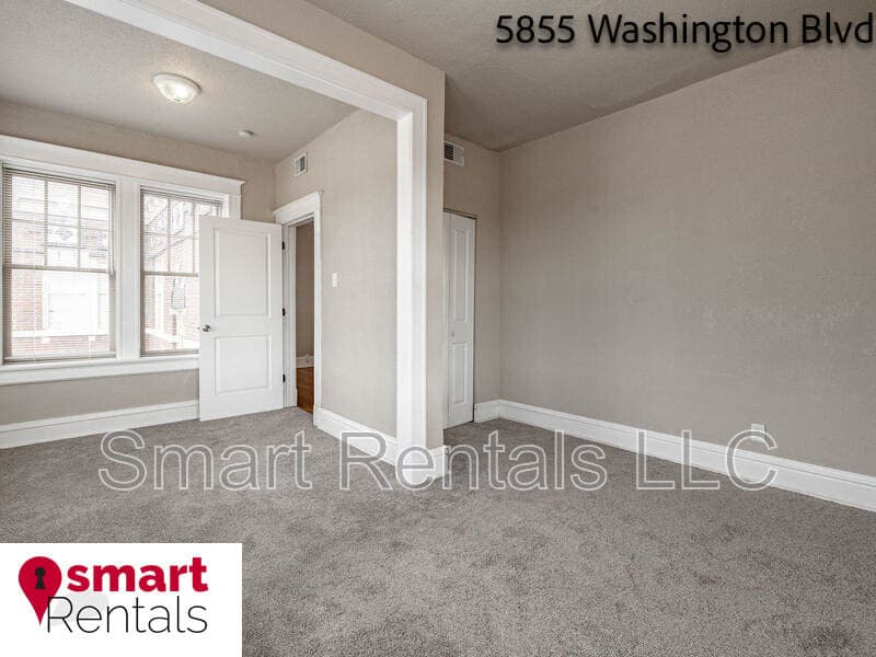 St. Louis Condo: 5855 Washington Boulevard - 2B