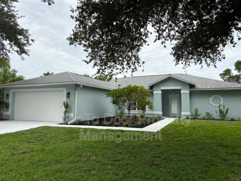 Fort Myers House: 15579 Spring Line Lane