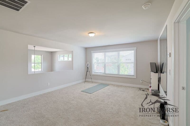 Athens House: 484 Park West Blvd
