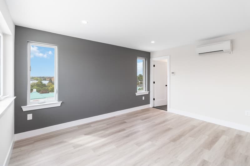 Flemington Apartment: 70 Church St