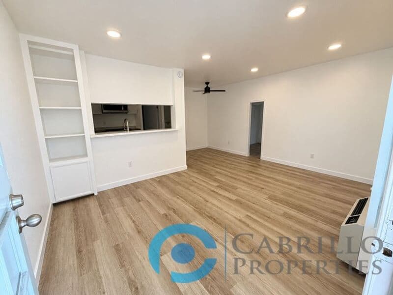 San Diego Condo: 4825 70th St.
