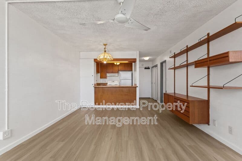 Honolulu Condo: 55 S Kukui St