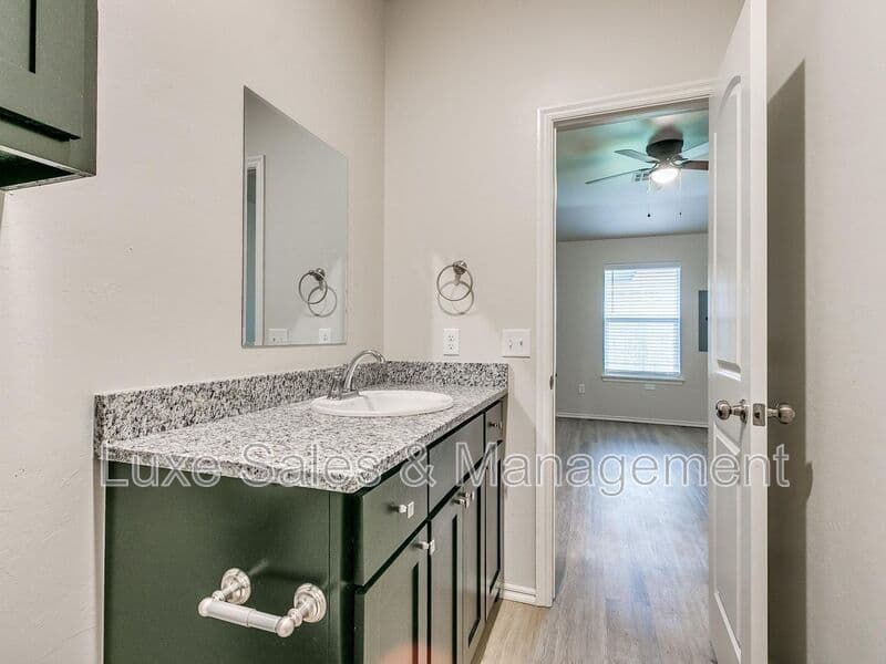 Oklahoma City House: 10515 Lawson Place Rd