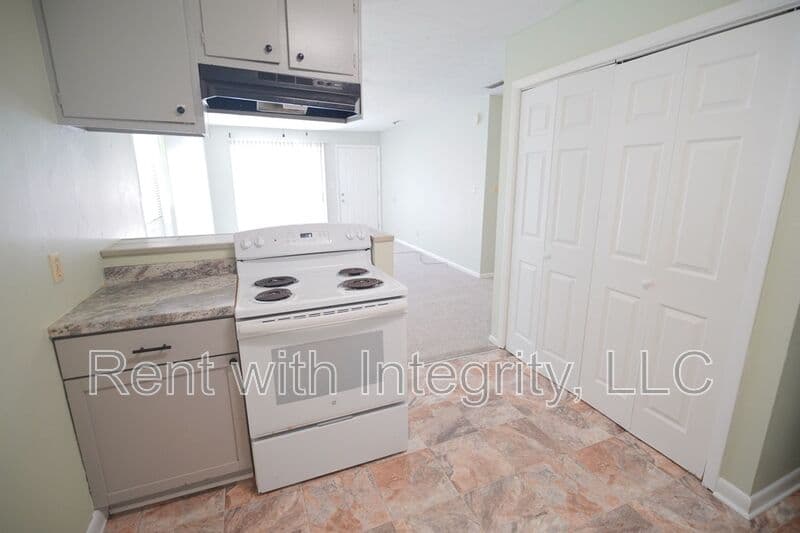 Tallahassee Condo: 2304 Hartsfield Court