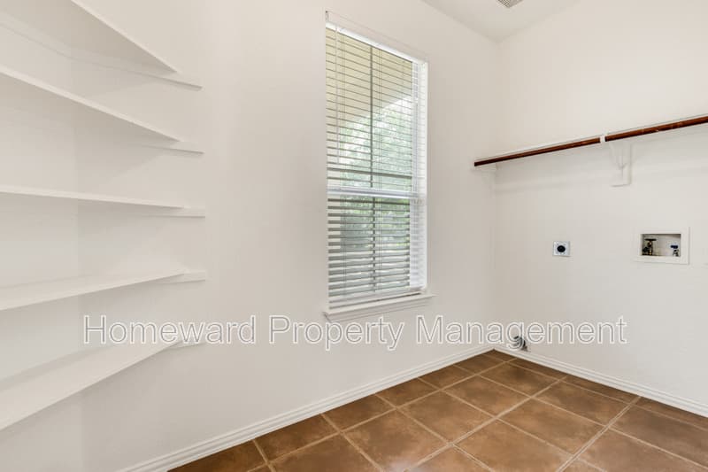 Aubrey House: 10256 Franklin Drive