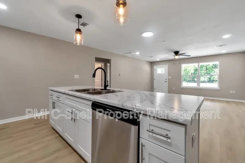 Pensacola Condo: 50 Fulton Ave B