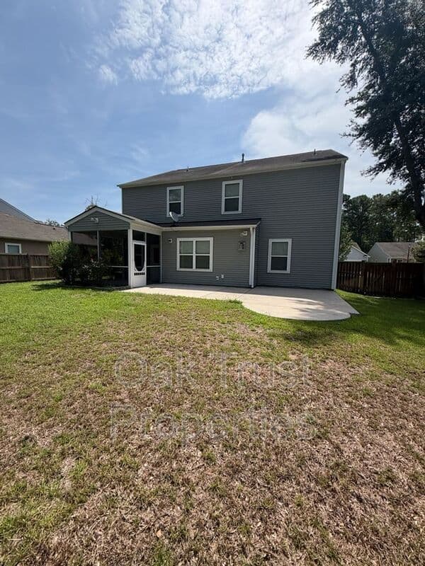 Johns Island House: 2017 Elvington Road