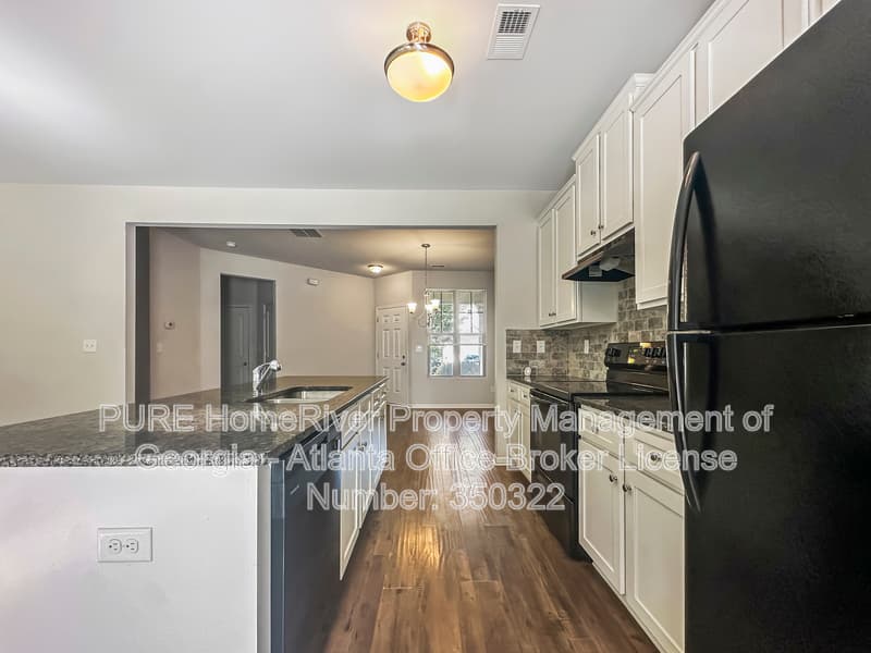 Mcdonough House: 206 Daisy Cir