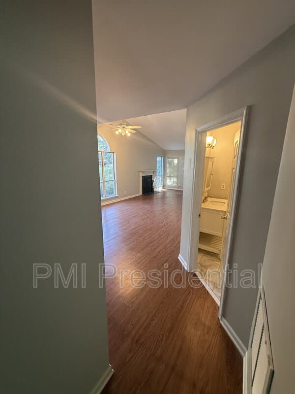 Midlothian Condo: 1402 Sycamore Ridge Court