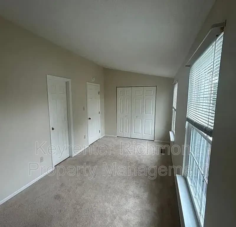 Richmond House: 7700 Pomeroy Court