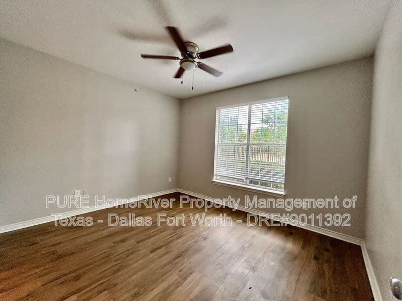 Arlington Condo: 1655 Ascension Bluff Dr.