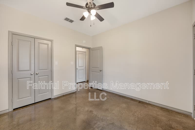 Tyler Condo: 13554 Farm to Market Road 14 - 10