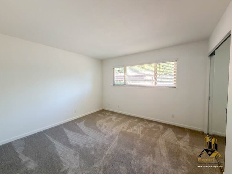 Orangevale House: 5620 Greenacres Way