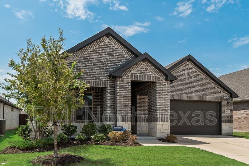 McKinney House: 3904 High Valley Drive