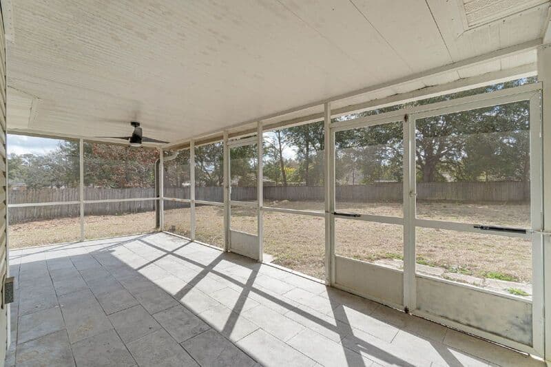 Crestview House: 3014 La Salle Court