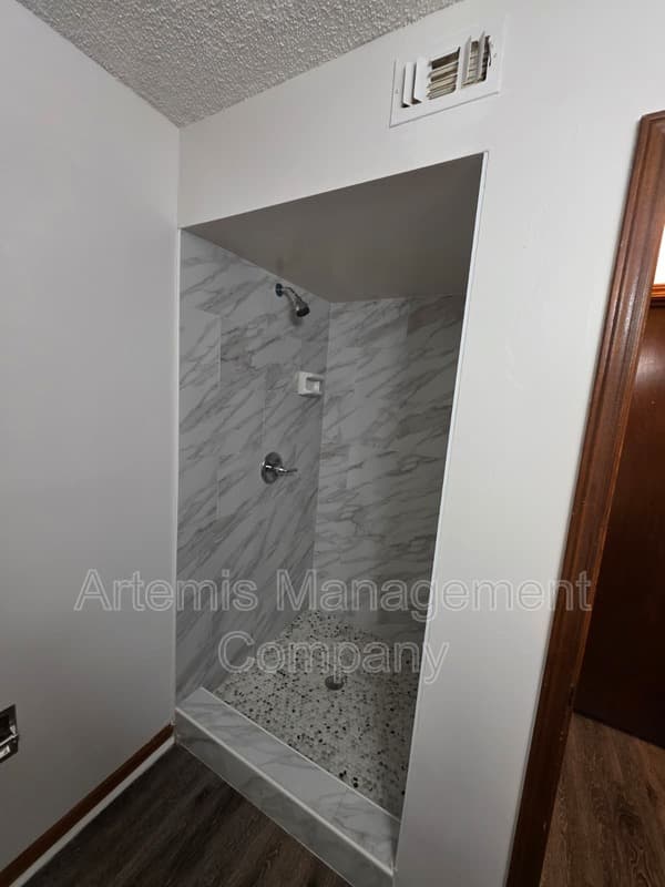 Orange Park House: 1290 Jefferson Avenue