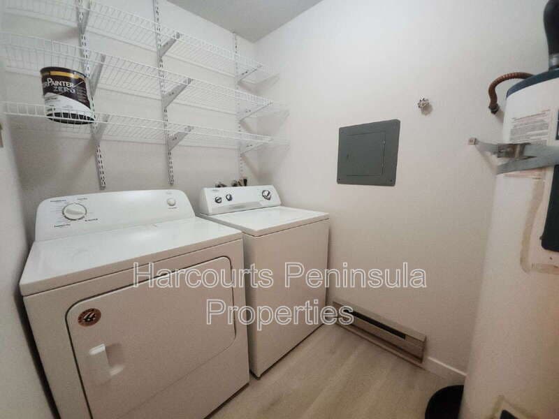 Bremerton Condo: 1115 Wheaton Way