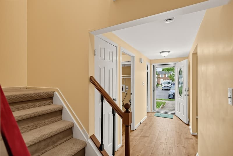 Parkville Condo: 139 East Orange Court