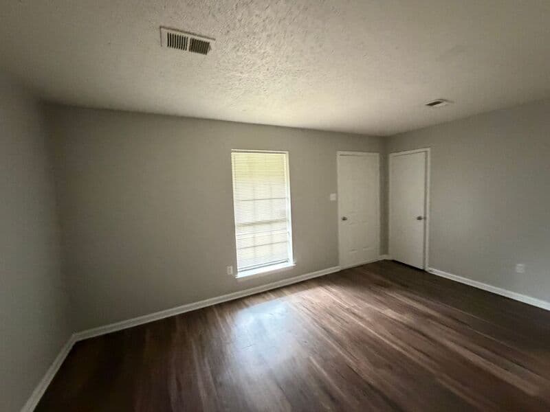 Horn Lake House: 5870 Jackson Dr