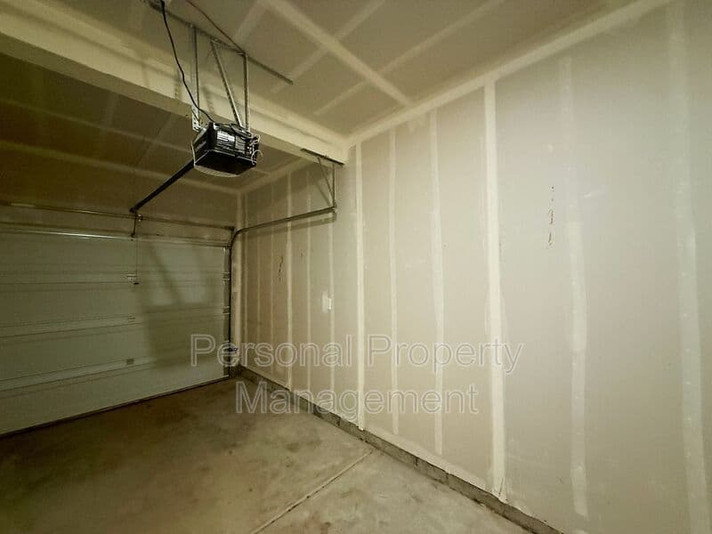 Vancouver House: 2633 NE 115th Place