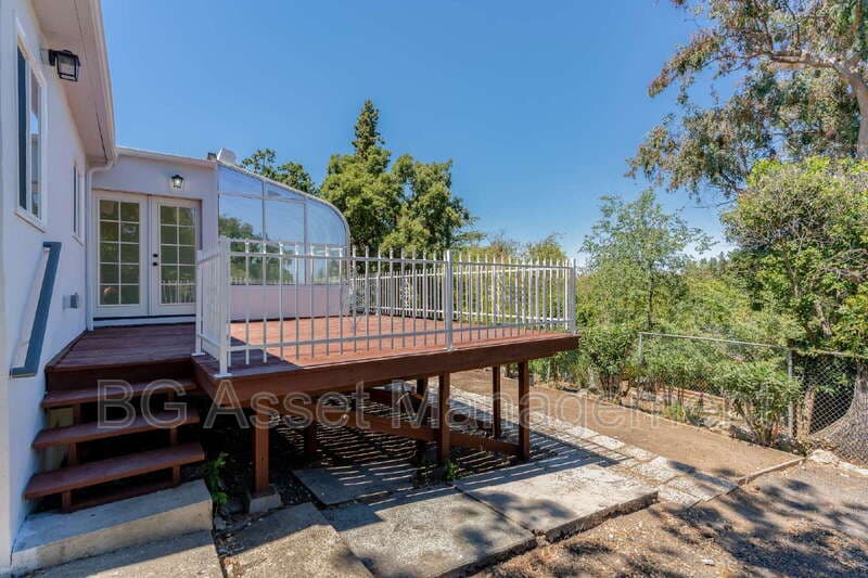 Concord House: 1910 Encima Drive