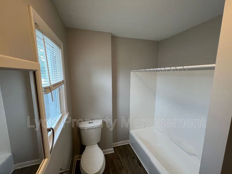 New London Condo: 53 Prest St