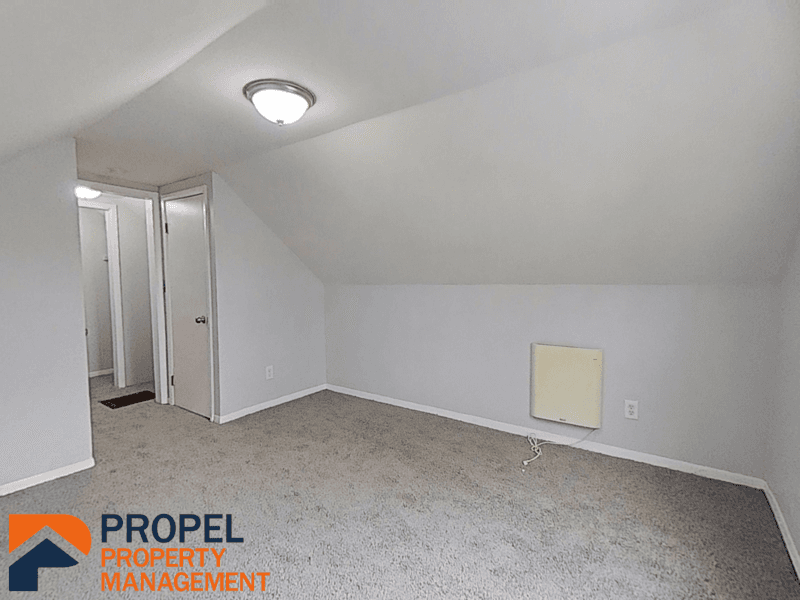 Redford Charter Township House: 26313 Southwestern Highway