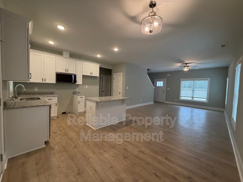 Clayton Condo: 861 Jack Rd