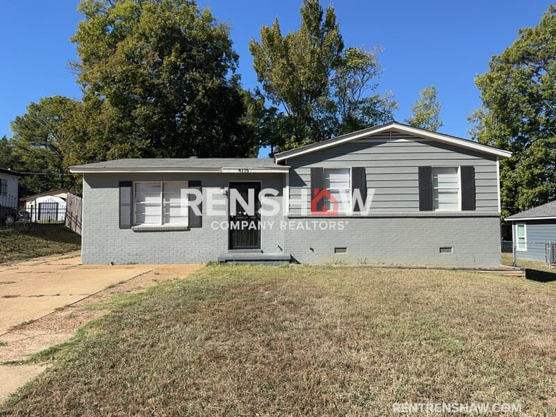Memphis House: 4175 Warbonnet St