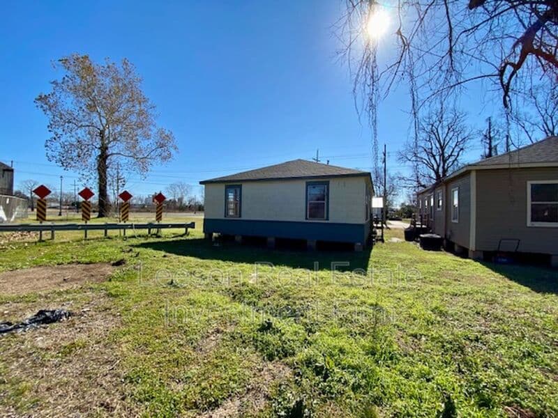 Bossier City House: 547 Wyche St.