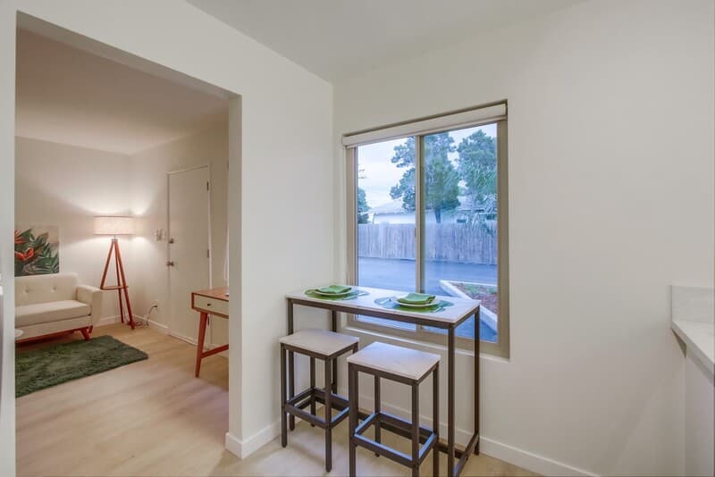 Chula Vista Condo: 245 Church Avenue