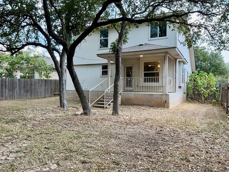 Round Rock House: 3590 Rock Shelf Ln.
