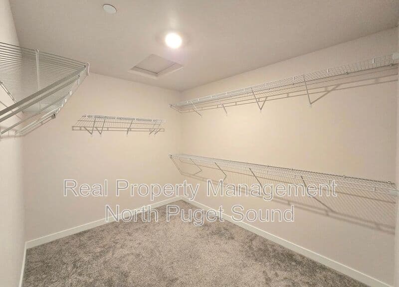 Marysville House: 3200 84th Dr NE