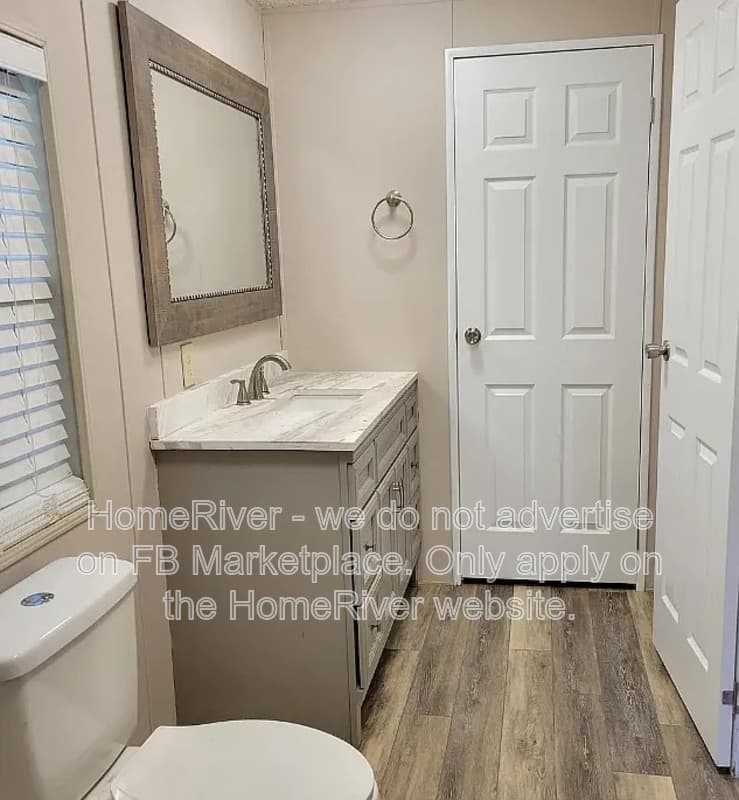 Jacksonville House: 7531 Covewood Dr