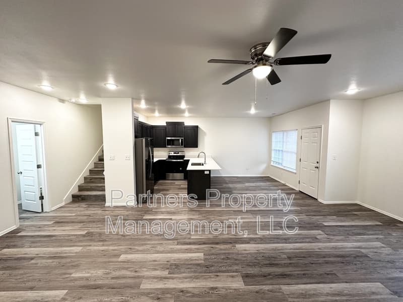 Fayetteville Condo: 1067 South Benchmark Lane - 1