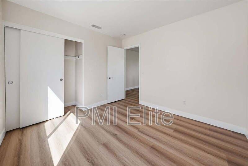 Castaic House: 32029 Cypress Way