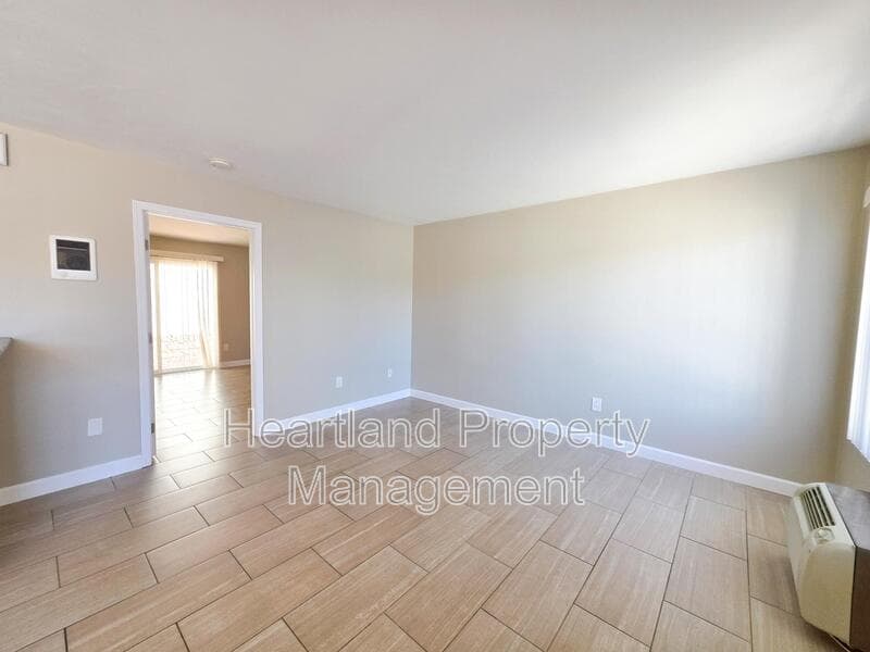 La Mesa Condo: 4879 Parks Ave