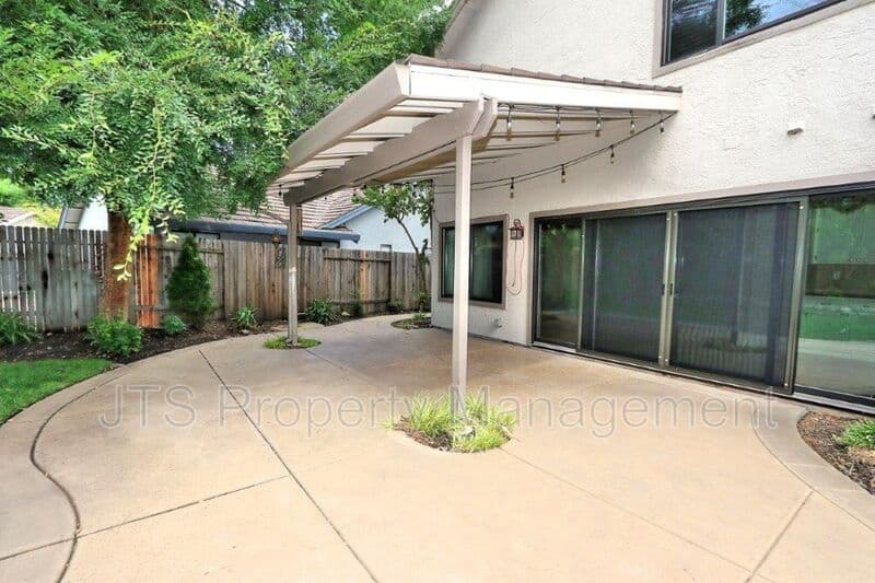 Gold River House: 2173 Roaring Camp Drive