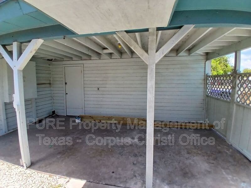 Corpus Christi House: 4701 Prinston Dr