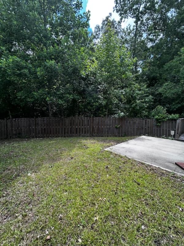 Lexington House: 257 Chesterton Drive