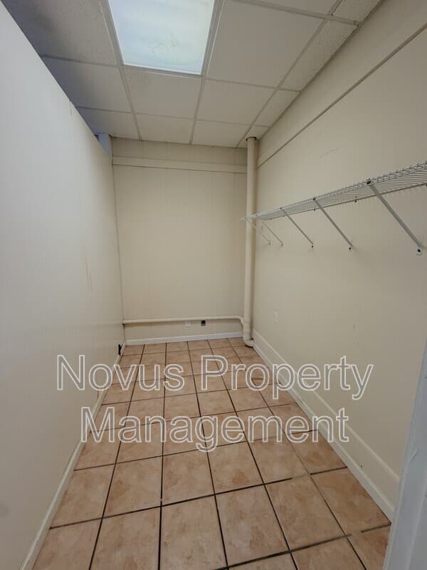 Villa Rica House: 81 Abbotsford Drive