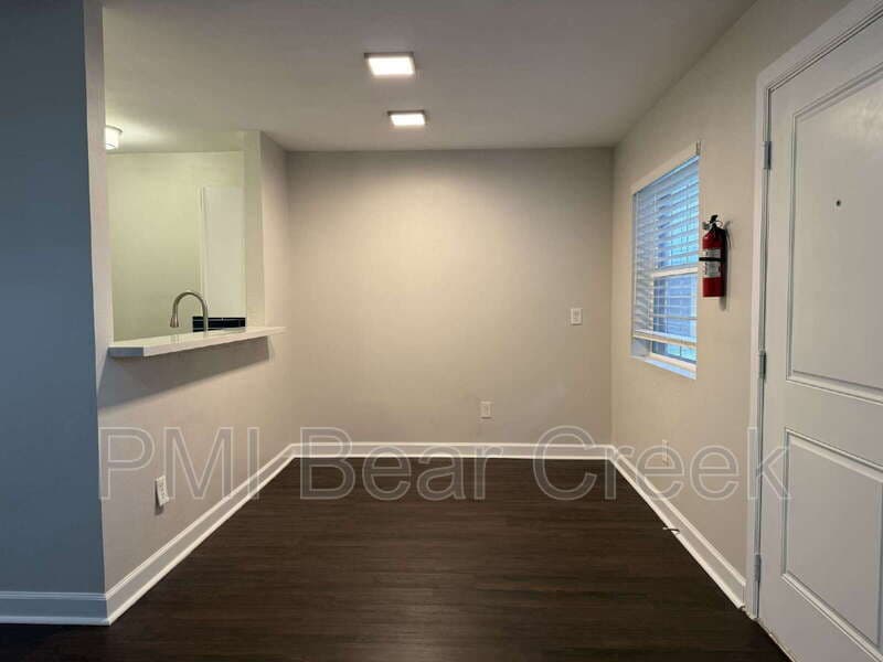 Houston Condo: 1824 Thonig Road