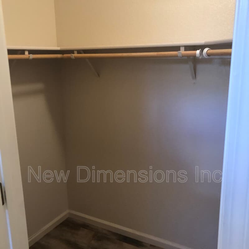 Sparks House: 3908 Cloverbrook Drive