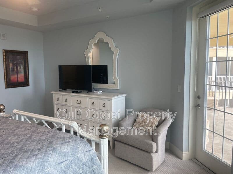 Osprey House: 260 Hidden Bay Dr